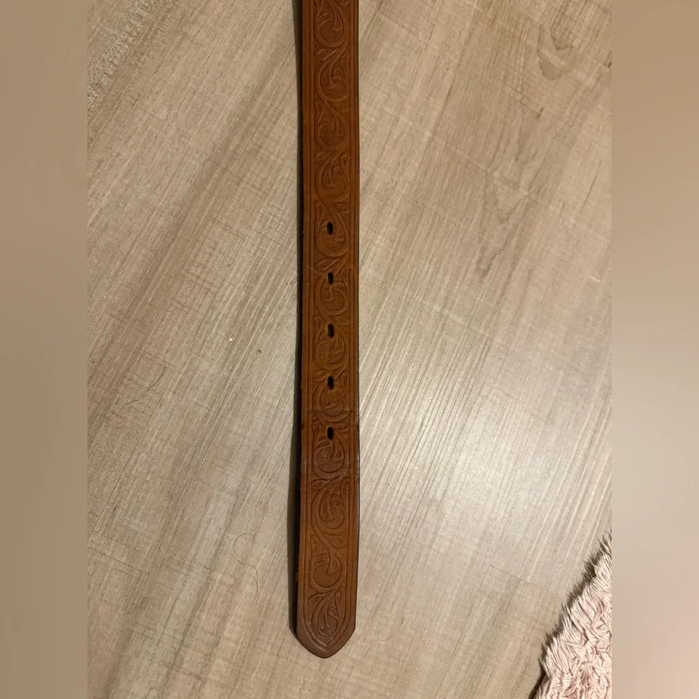 Justin Boots Western Scroll Heart Belt